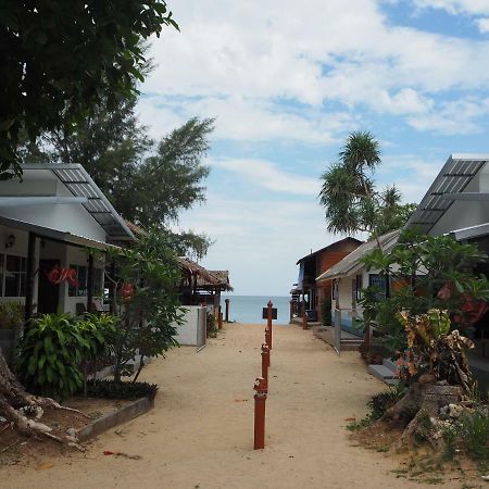 Bluesky Beach Bungalows Ко-Ланта Экстерьер фото